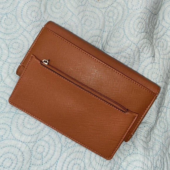 Guess Wallet - Picture 3 of 4